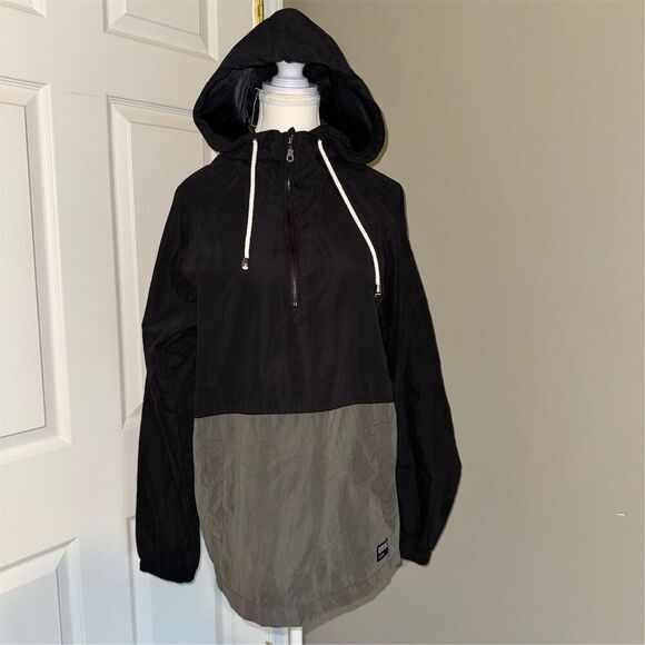 Ezekiel Men's Falcon Black & Gray 3/4 Zip Hooded Pullover Windbreaker S - Picture 1 of 12
